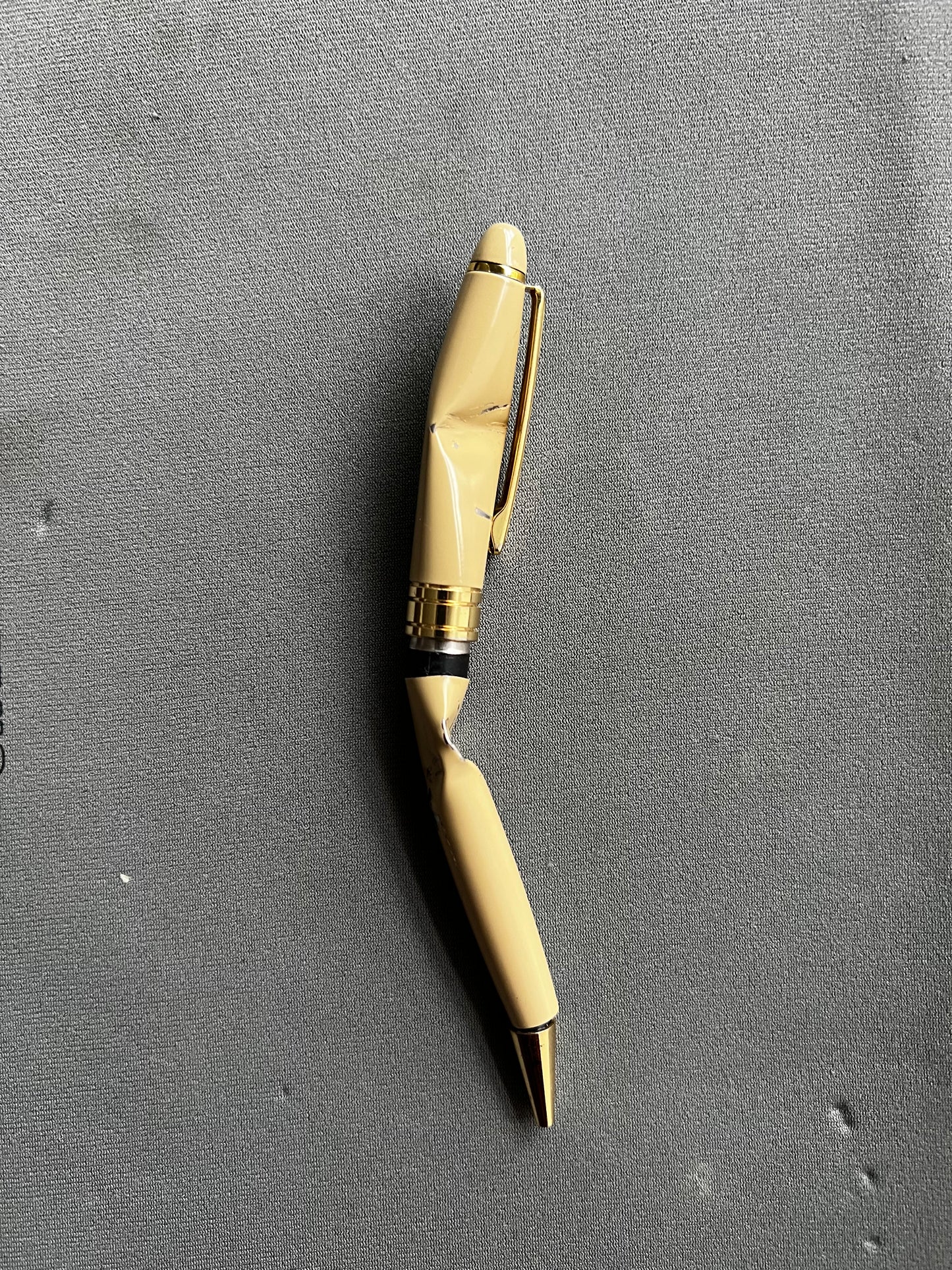 CRASH PEN