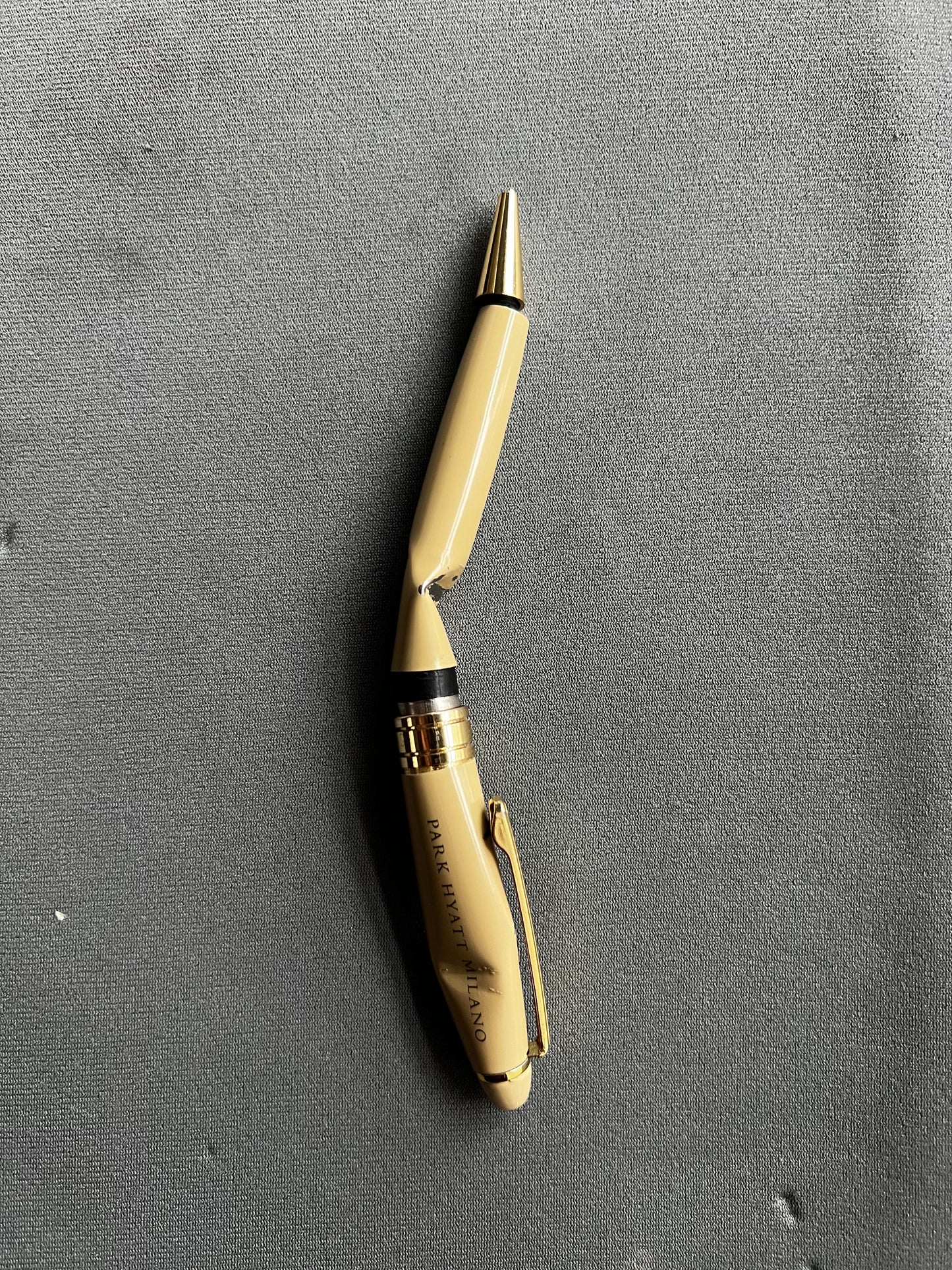 CRASH PEN